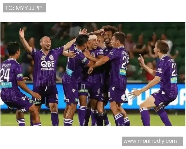 珀斯光荣与西悉尼激战正酣比分揭晓精彩瞬间回顾